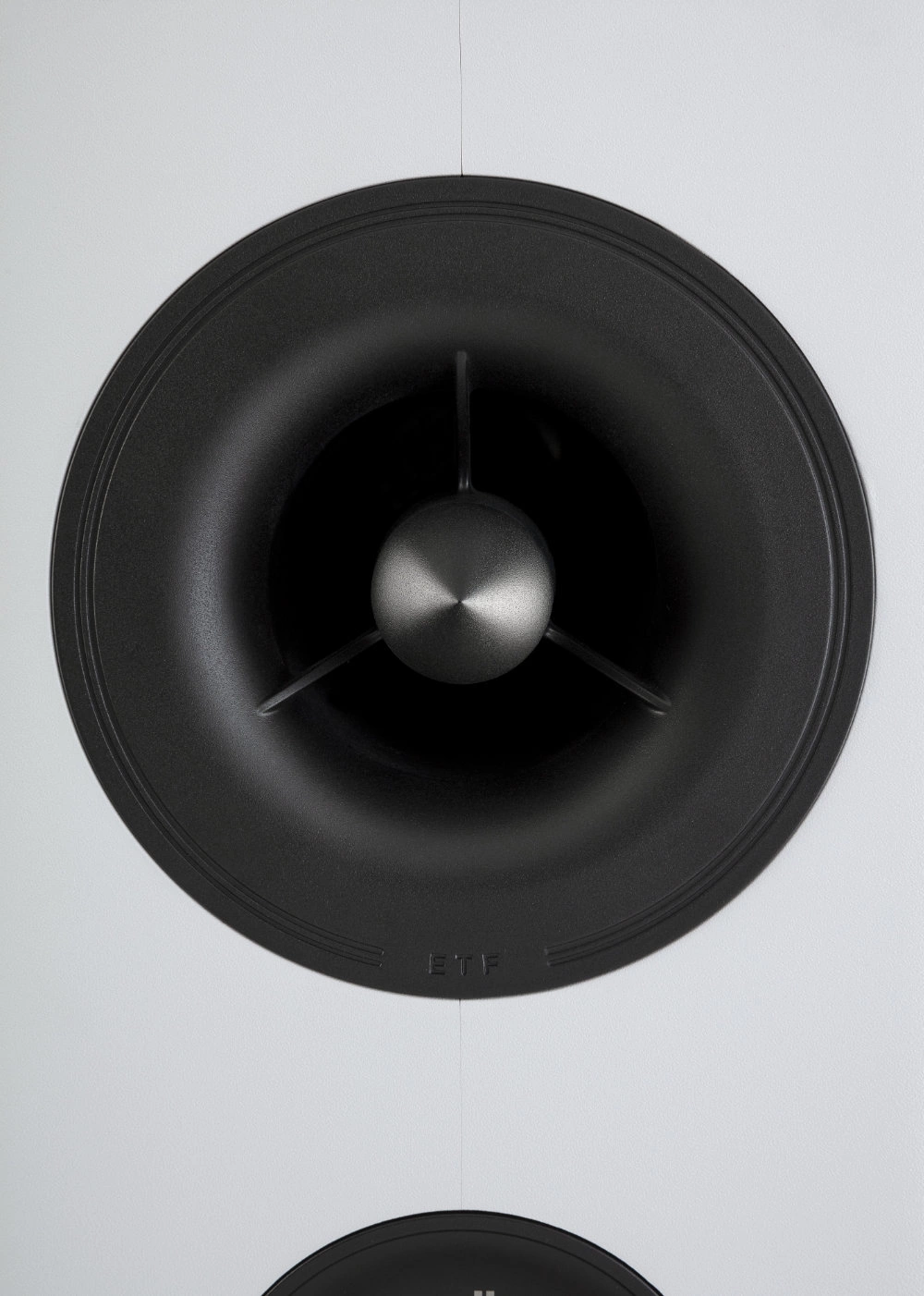 Polk Audio R100 jalustakaiutin, valkoinen X-Port