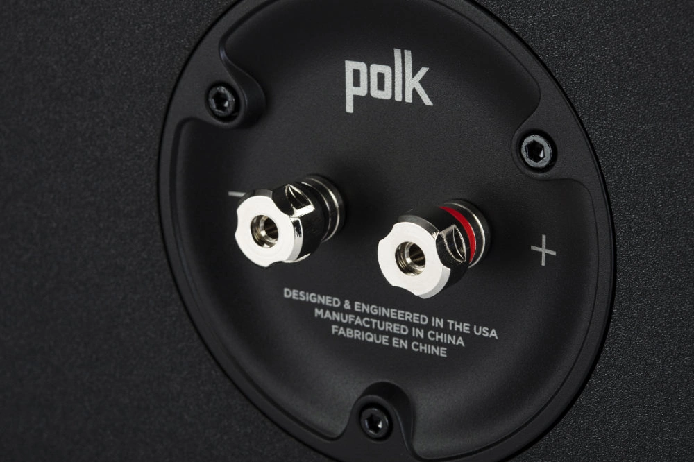 Polk Audio R400 keskikaiutin, musta liitännät