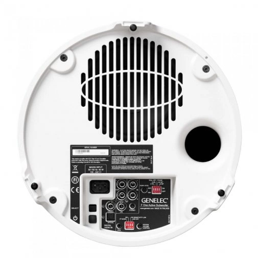 Genelec F One pohja ja liittimet