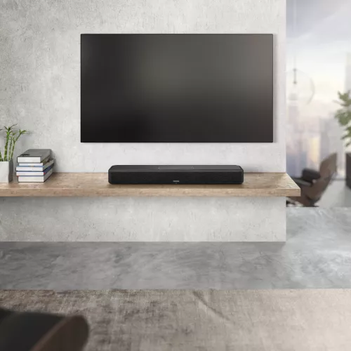 Denon Home SB550 soundbar lifestyle 3 106215ff6ec61807ff.jpg