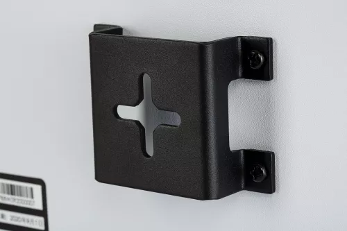 Polk Audio R350 LCR-kaiutin, valkoinen seinäkiinnike 10905605b6f2e1b06b.jpg