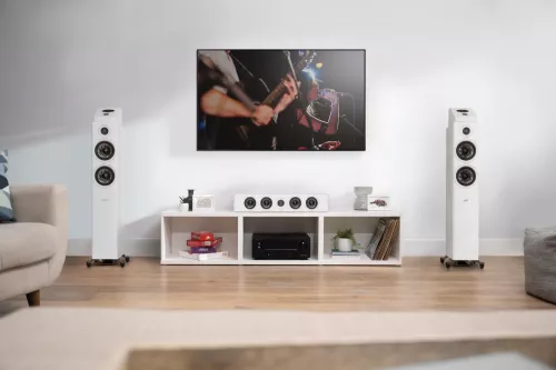 Polk Audio R900 Atmos korkeuskaiutinpari, valkoinen lifestyle 10913605c6240511b3.jpg