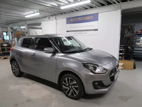 Esimerkkiasennus - Suzuki Swift 2020 1128360ad0de871b76.JPG