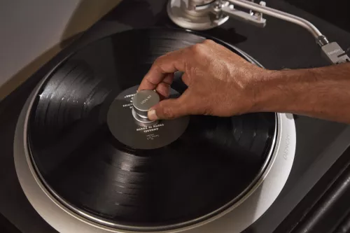 denon_dp_3000_turntable-065015c1619763.jpg