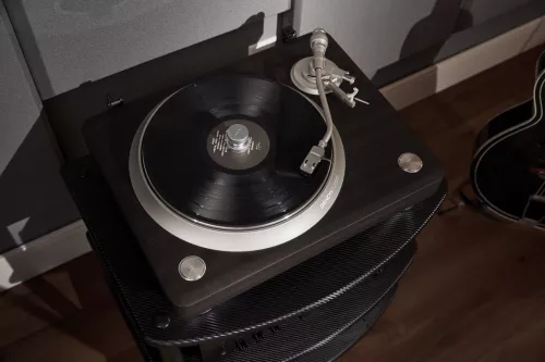 denon_dp_3000_turntable-065015c1c07c67.jpg