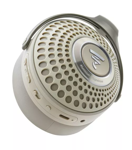 focal-bathys-dune-bluetooth-anc-headphones-06a92ed7ee5dda.jpg