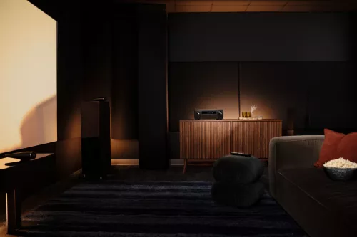 denon_avc_x6800h_112_av_amplifier_black-065b211f2364b2.jpg