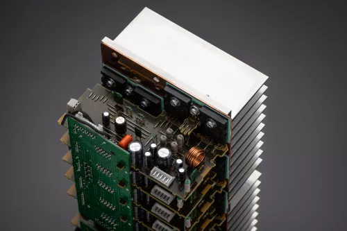 denon_avc_x6800h_112_av_amplifier_silver-065b215dc114ab.jpg