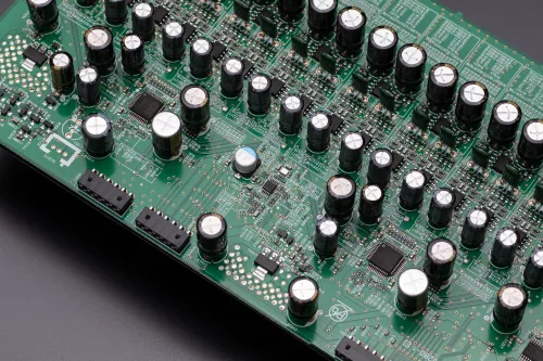 denon_avc_x6800h_112_av_amplifier_silver-065b215dc8e1f5.jpg