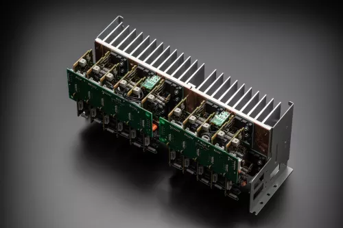 denon_avc_x6800h_112_av_amplifier_black-065b2161a6e125.jpg