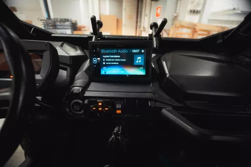 can_am_maverick_hifipaivitys-065d4c7c10706e.png