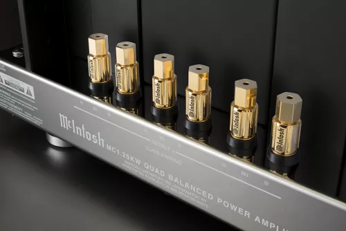 mcintosh_mc125kw_paatevahvistin-06638a087b0e4f.jpg