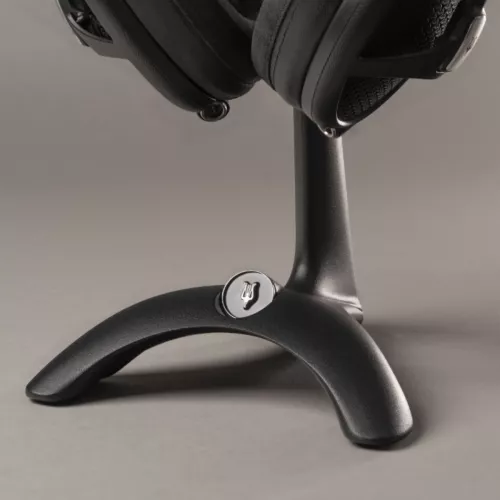 meze-audio-manta-headphone-stand-066c399000c8ca.jpg