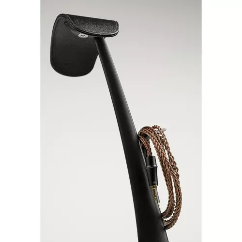 meze-audio-manta-headphone-stand-066c3990e6eb9b.jpg