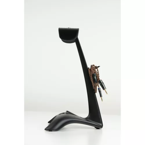meze-audio-manta-headphone-stand-066c39912db80f.jpg
