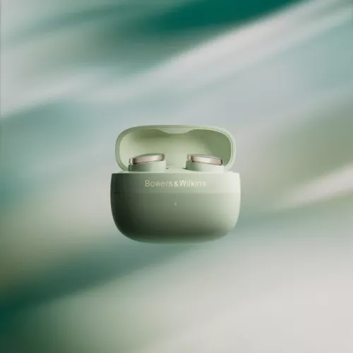 bw-pi8-noice-canceling-in-ear-headphone-jade-green-066c46f4882b9a.jpg