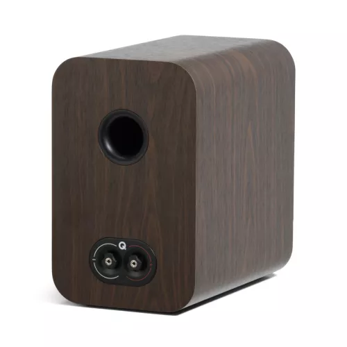 q-acoustics-q3030c-bookshelf-speaker-walnut-066e05e4edd0d7.jpg