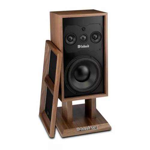 mcintosh-xr100-floorstanding-loudspeaker-gloss-black-0675966dfec345.jpg