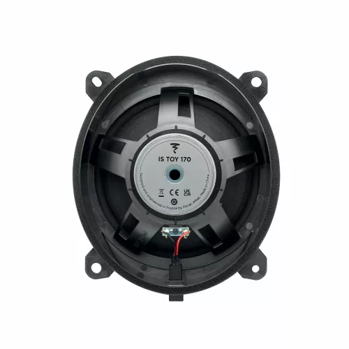 focal-inside-is-toy-170-65-toyota-component-set-0677d3964a6f86.jpg