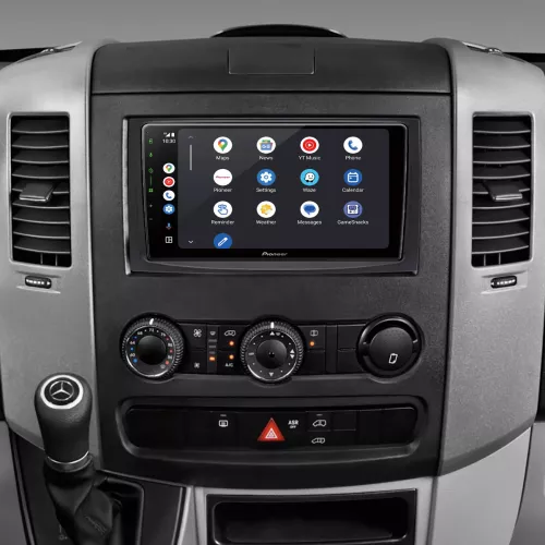 pioneer-sph-pf97bt-bmw-e90-e91-e92-e93-apple-carplay-head-unit-067b45e309f020.jpg