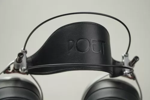 meze-audio-liric-2nd-generation-closed-back-headphones-blackebony-067b5c91dd4f67.jpg