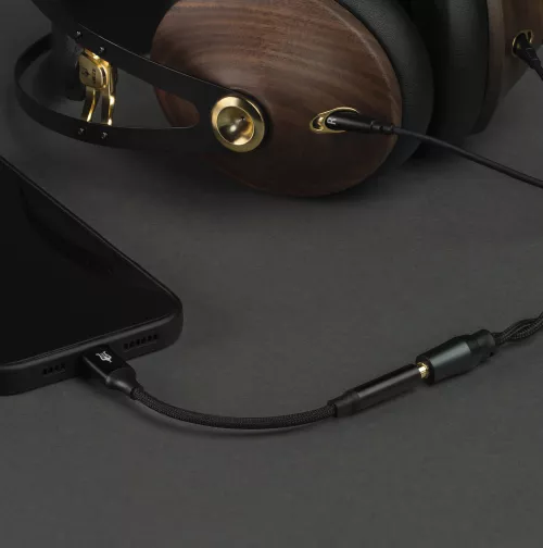 meze-audio-99-classics-walnut-gold-069038c13a045e.jpg