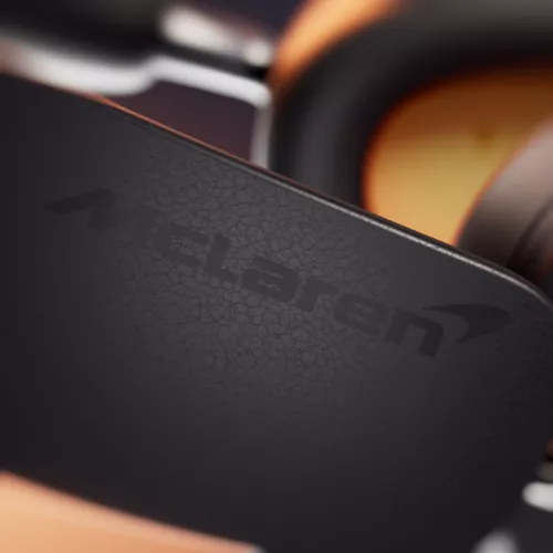 bw-px8-s2-headphone-mclaren-0691d9fde443b0.jpg