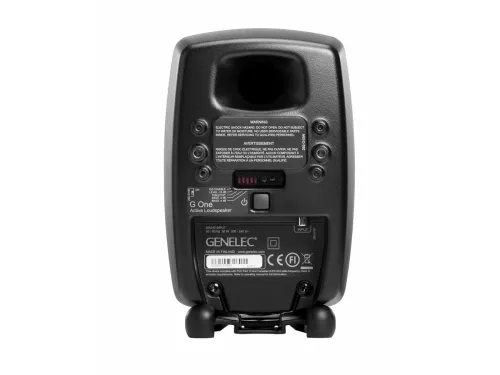 Genelec G one takapaneli ja liittimet 5d3019a71a114.jpg