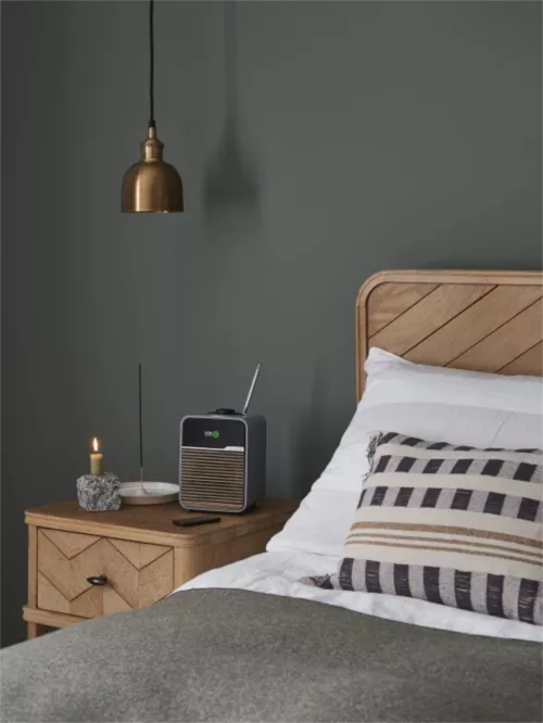 ruark-audio-r1s-table-radio-grey-069c6d37c5f151.jpg
