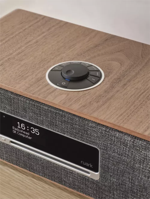 ruark-audio-r3s-music-system-walnut-069cce8e2ac60f.jpg