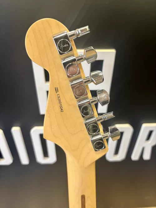 kaytetty-fender-stratocaster-am-pro-sahkokitara-06aaa924802b2a.jpg