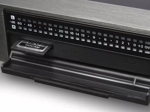 tascam-da-3000sd-high-definition-audio-recorder-and-adda-converter-06ac74a6760bf2.jpg